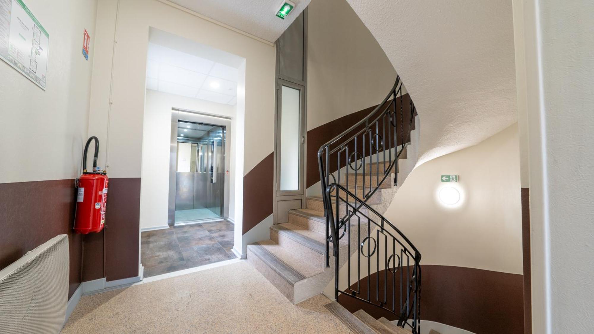 Hotel Des Docks Digoin Exterior foto